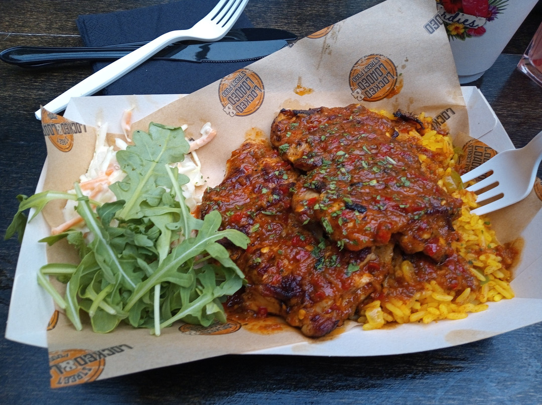 Birdies Bar and Barbeque景点图片