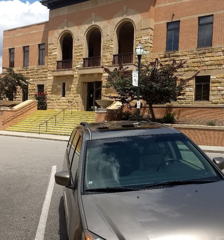 Art Circle Public Library-Crossville必去景点