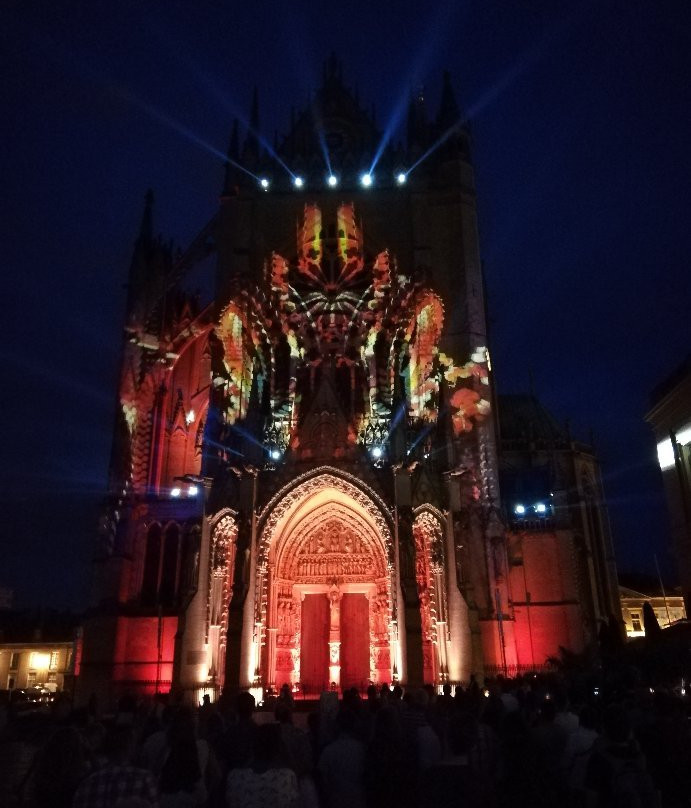 Cathedrale Saint Etienne-梅斯必去景点