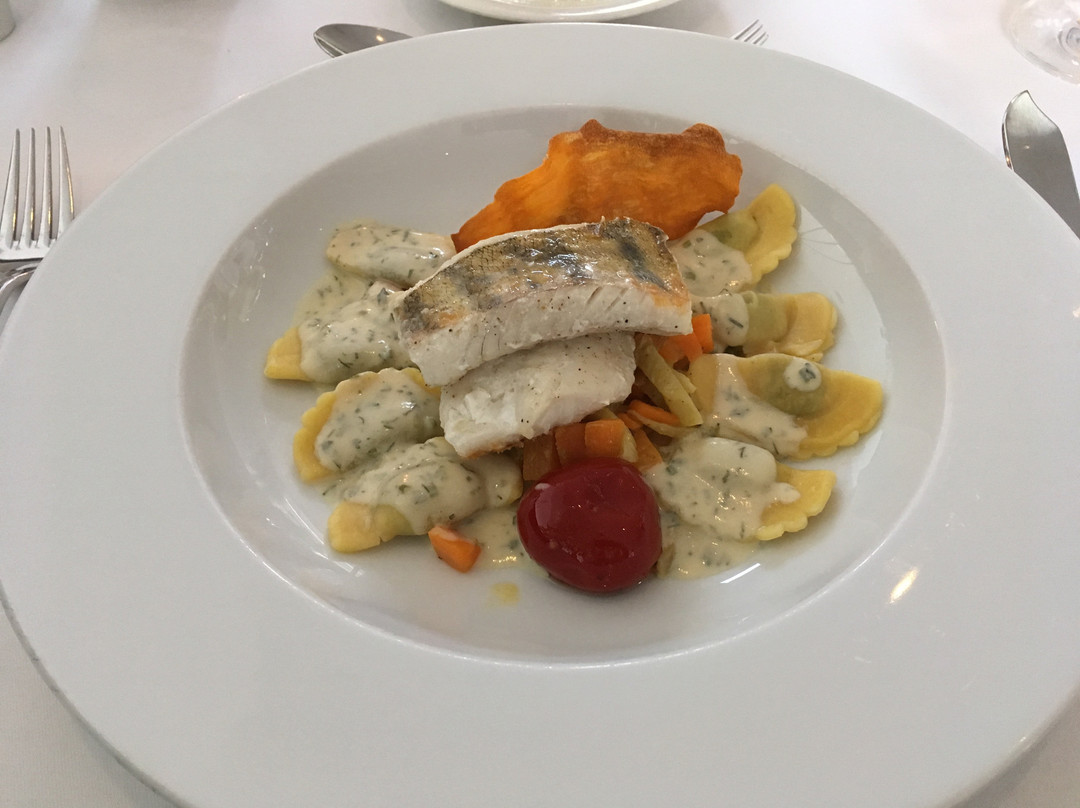 坦霍夫旅游酒店主图