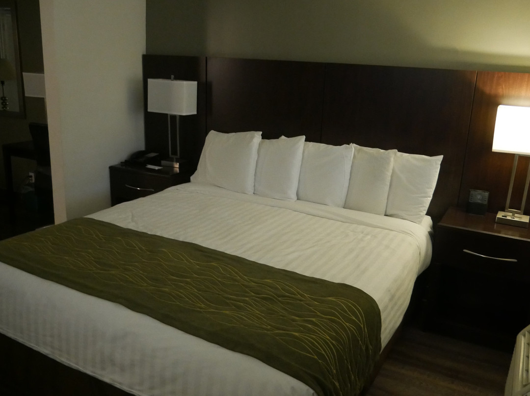 Hi View Inn & Suites主图