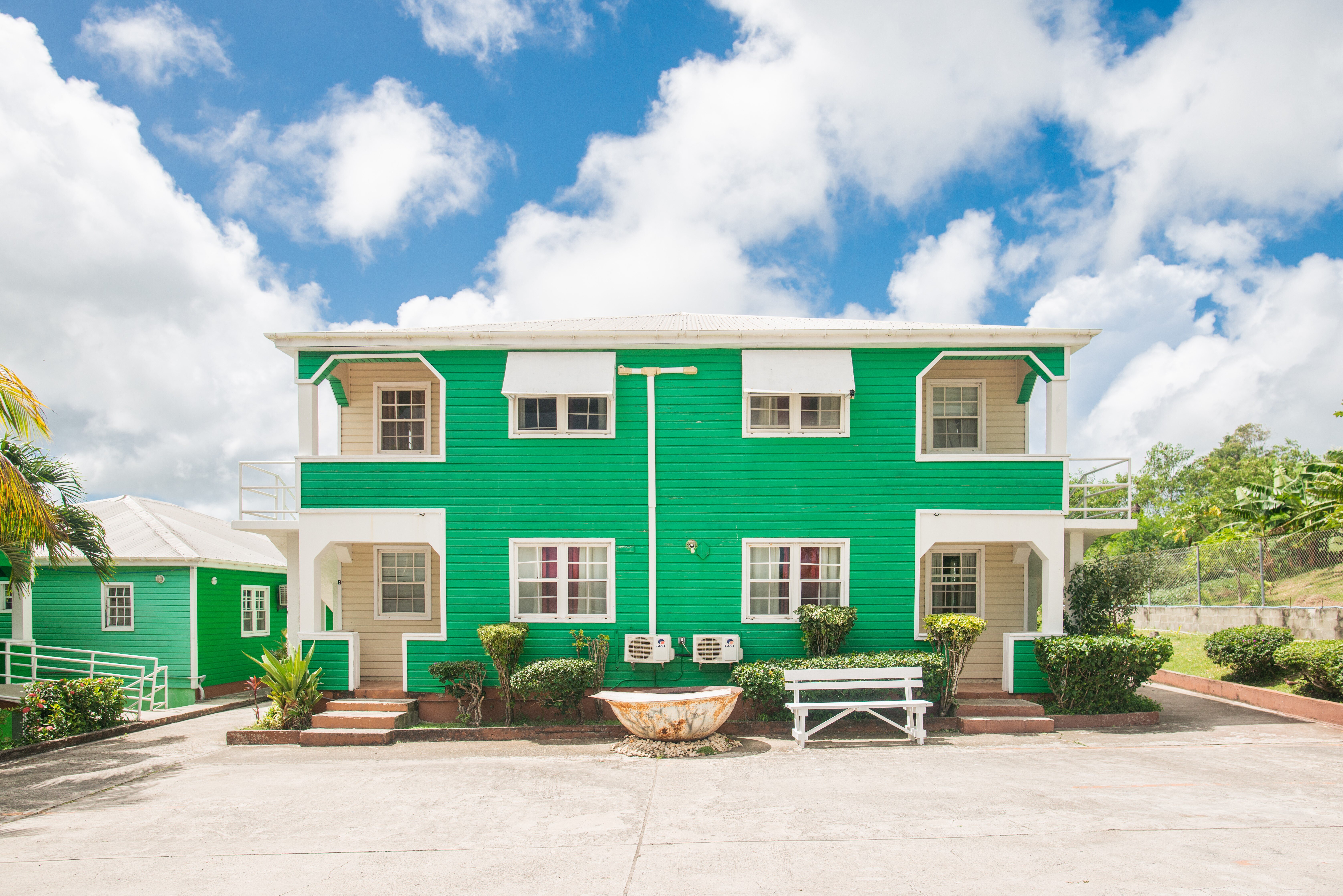 Paige Pond Country Inn-浴室