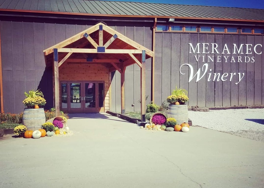 Peace Love Sangria-Saint James必去景点