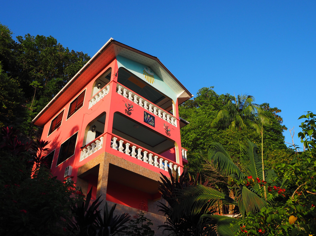 Les Elles Guesthouse Self Catering主图