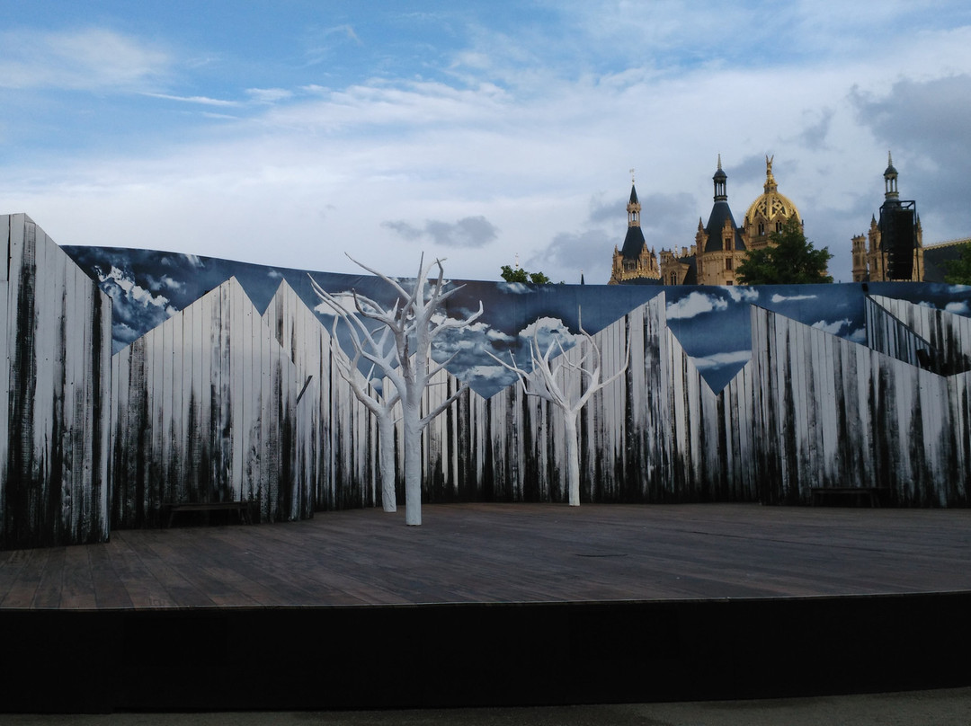 Mecklenburgisches Staatstheater景点图片