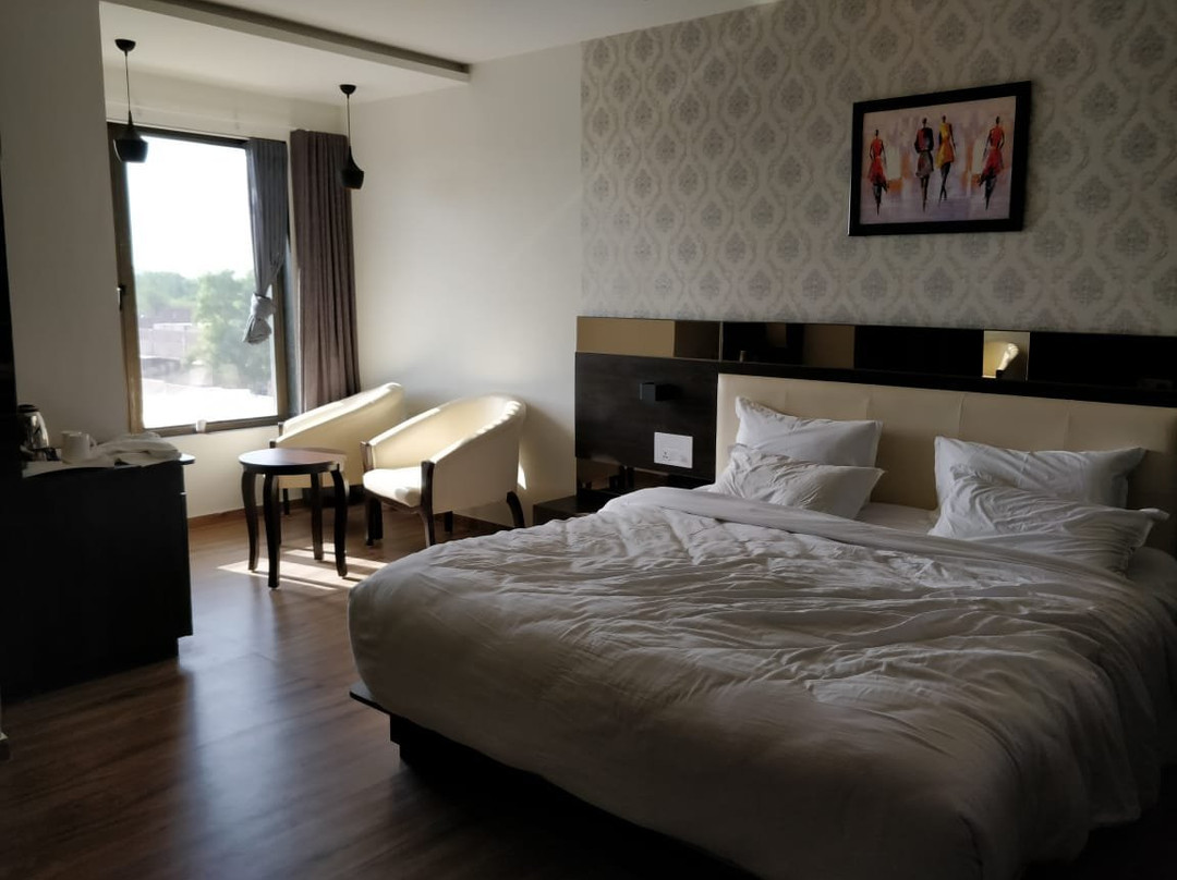 Palette Hotel Shivalik主图