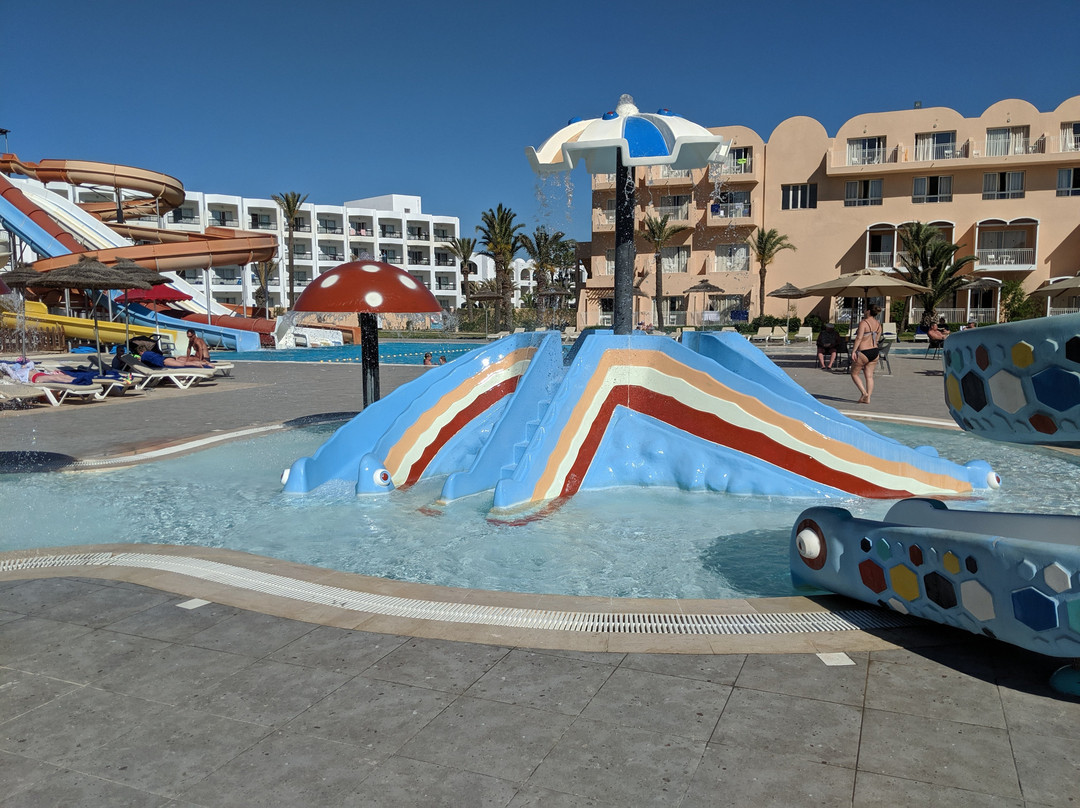 Aqi Skanes Family Resort主图