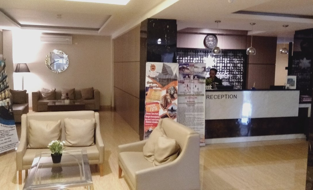 Amazing Riverside Hotel主图