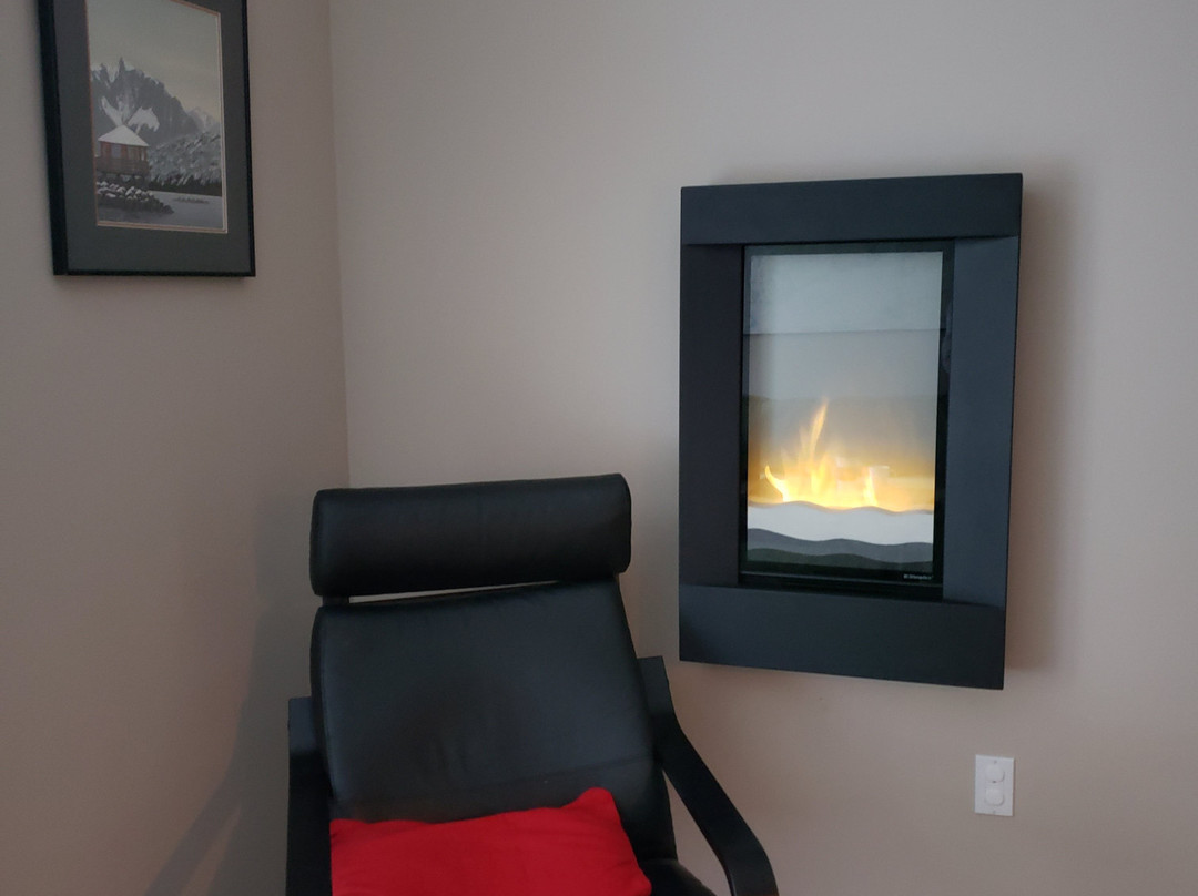 Loghouse at Halfmoon Bay主图