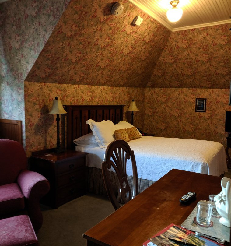 Captain Henderson House Bed and Breakfast主图