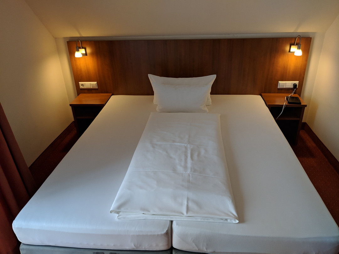 Das kleine Amtshotel主图