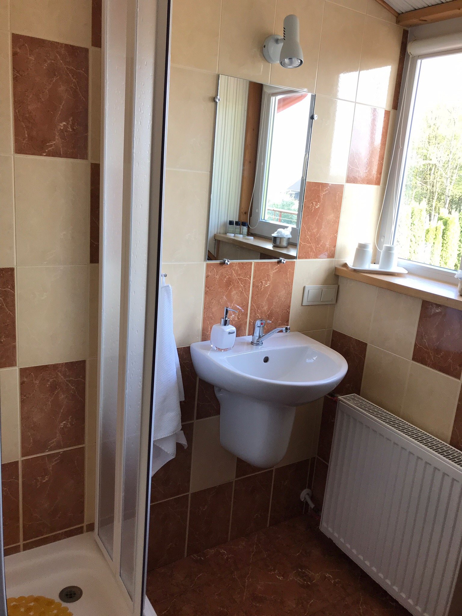 A. Asmonienes Guest House-官方