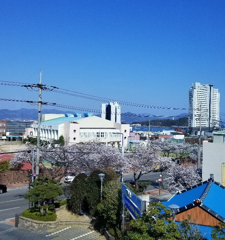 本昵客雅丽水Matthieu酒店主图