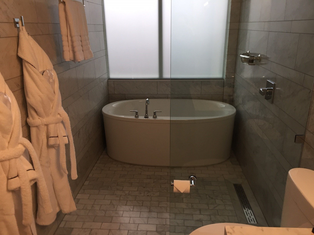 The Preston House & Hotel主图