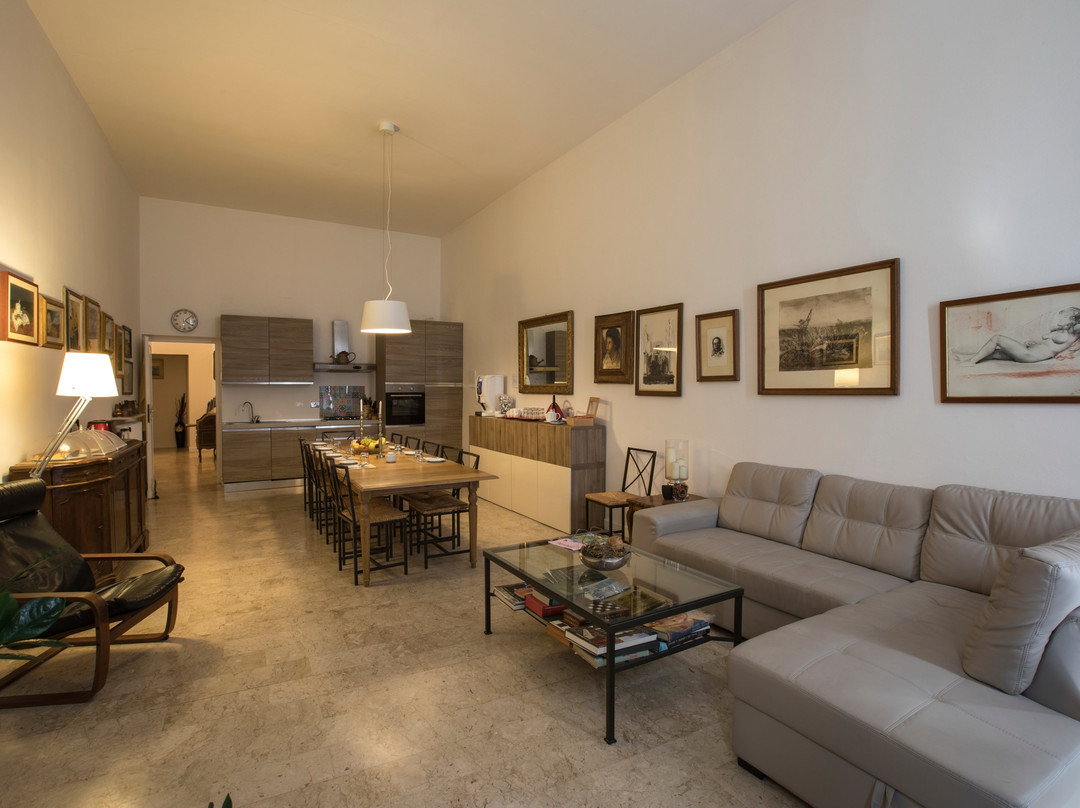 巴迪亚佛罗伦萨酒店主图