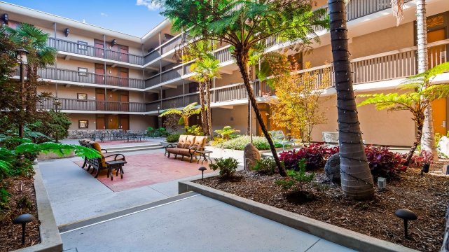 千橡市贝斯特韦斯特优质酒店-官方