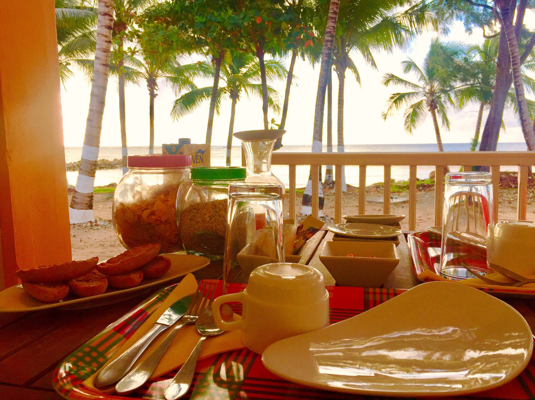 Oualiri Beach Hotel主图