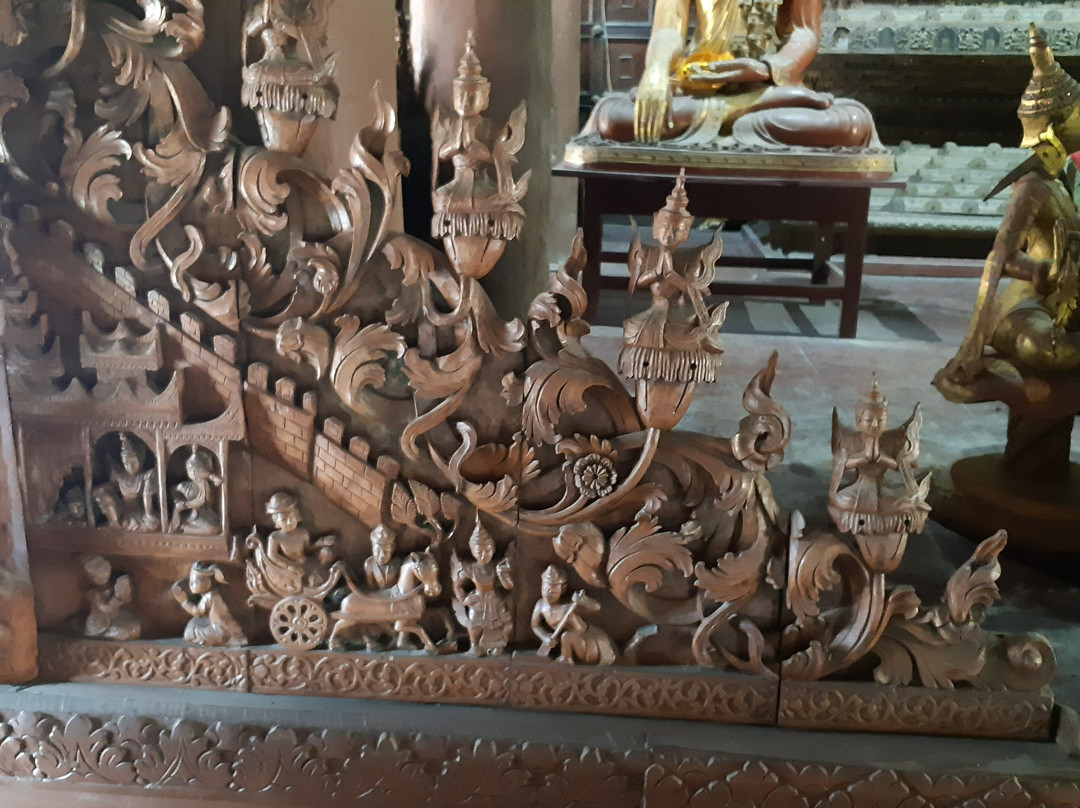 金色宫殿僧院  (Shwenandaw Kyaung)景点图片