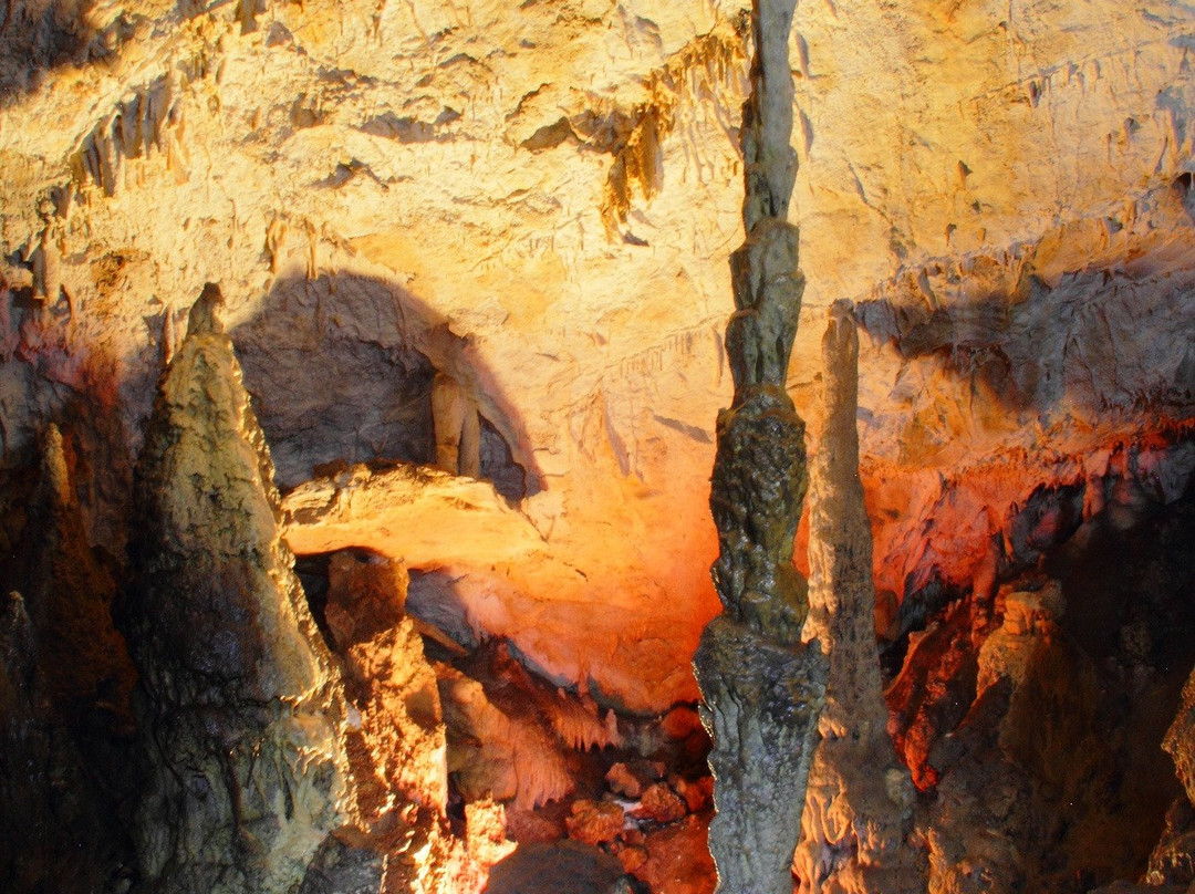 Grotta del Lauro景点图片