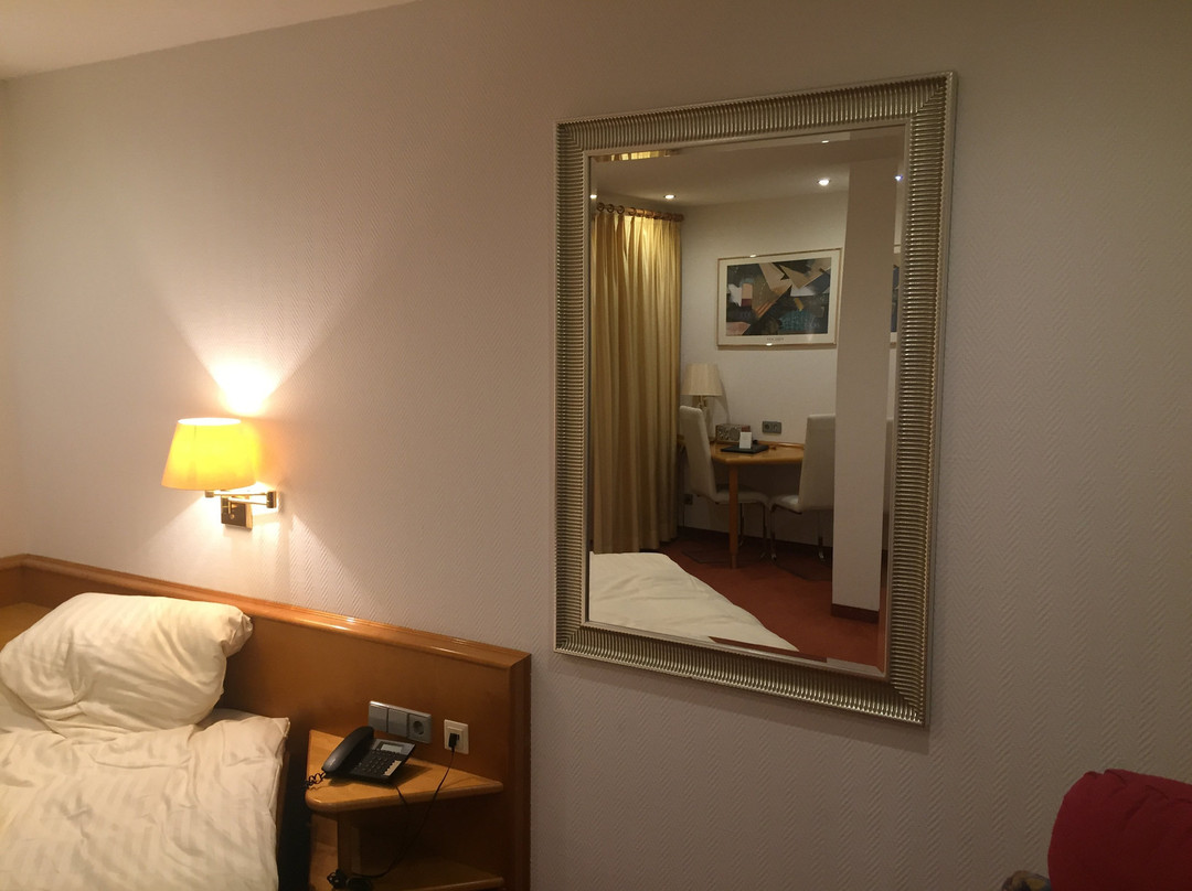 奥赫森酒店主图