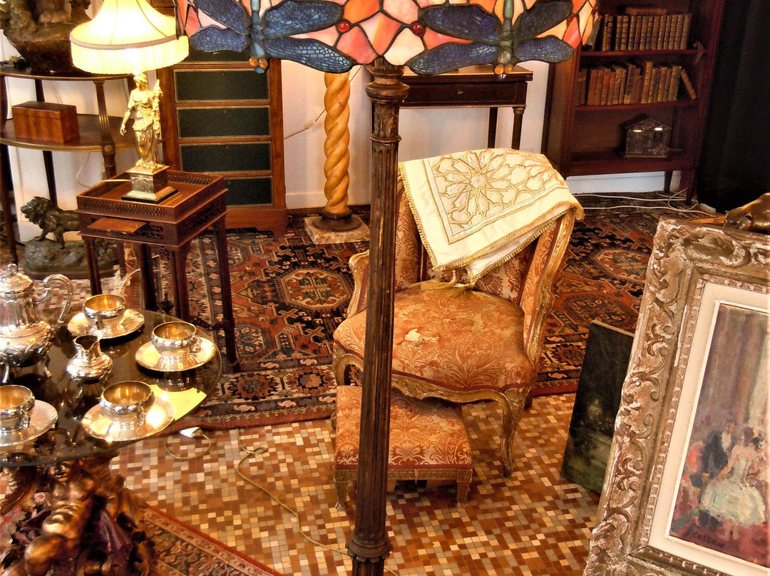 Bimier antiquites-Bondy必去景点