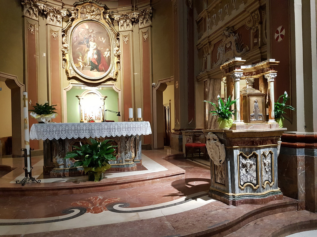 Parrocchia dei S.S. Cosma e Damiano-阿尔巴必去景点