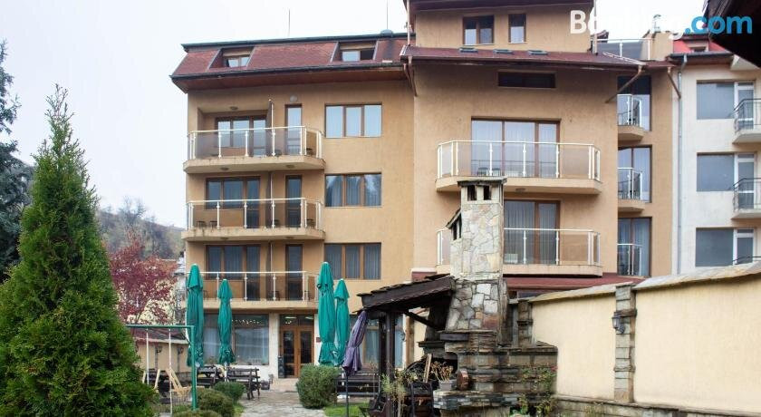 Meteor Family Hotel主图