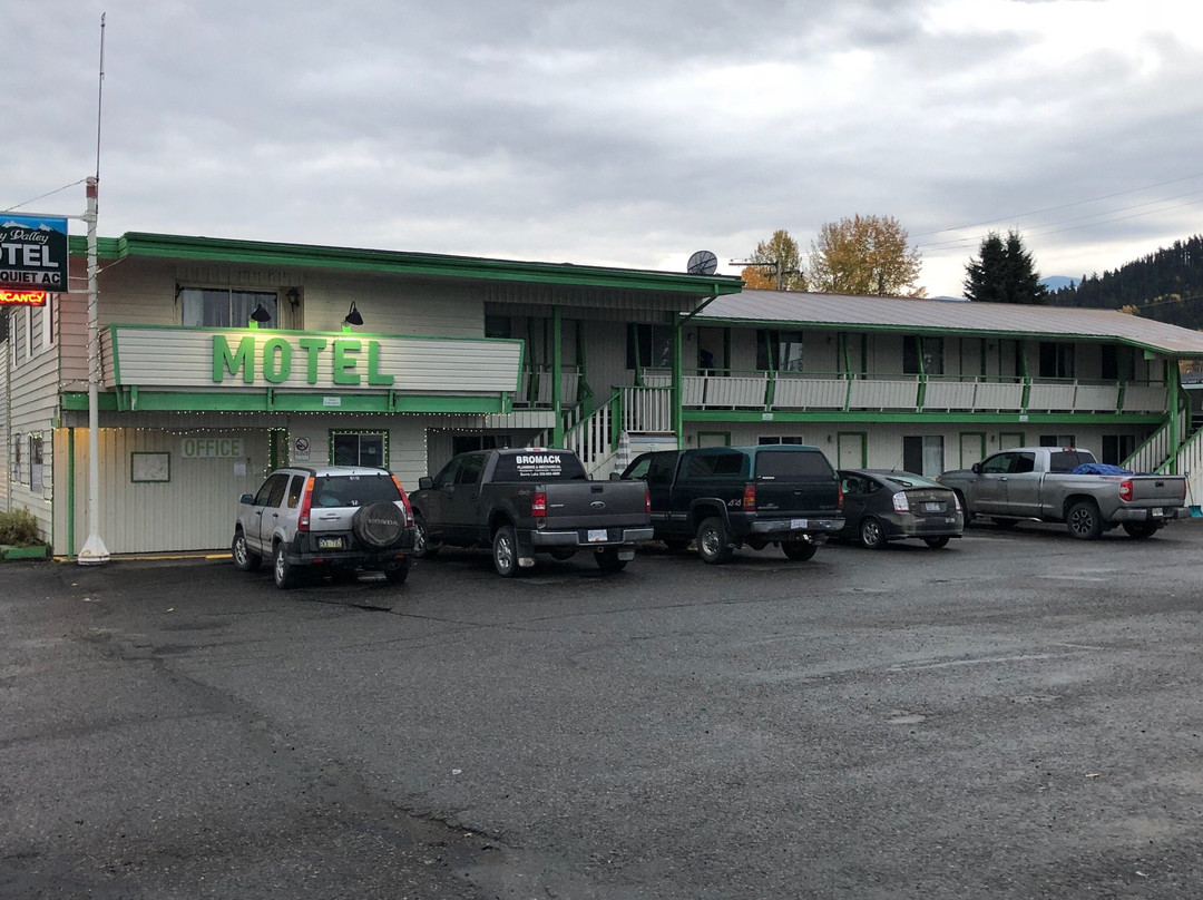 The Bulkley Valley Motel主图