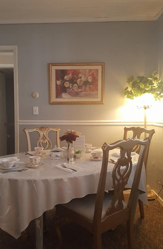 Kiowa餐馆和美食-The TeaSpoon