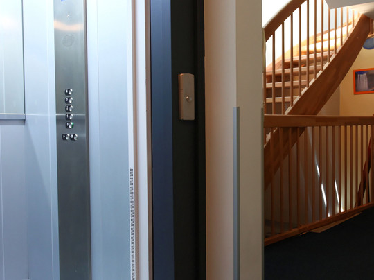 Hôtel De L'ill主图