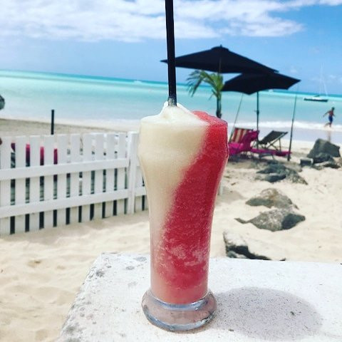 Unplugged Yacht Charters-Jolly Harbour必去景点