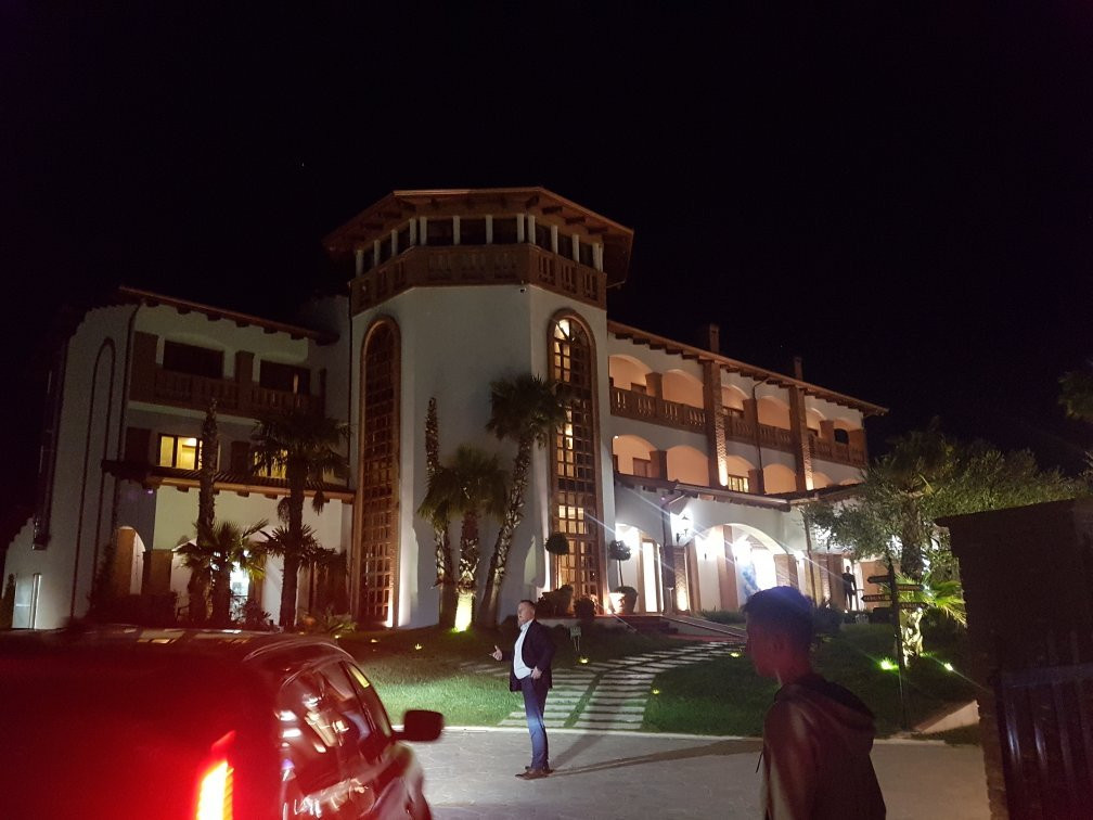 Kodra e Kuajve主图