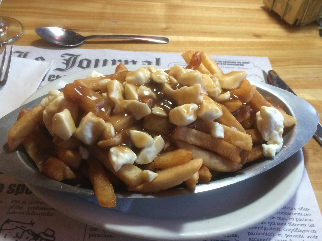 L'Anse-Saint-Jean餐馆和美食-L'est-Anse-Ciel Restaurant