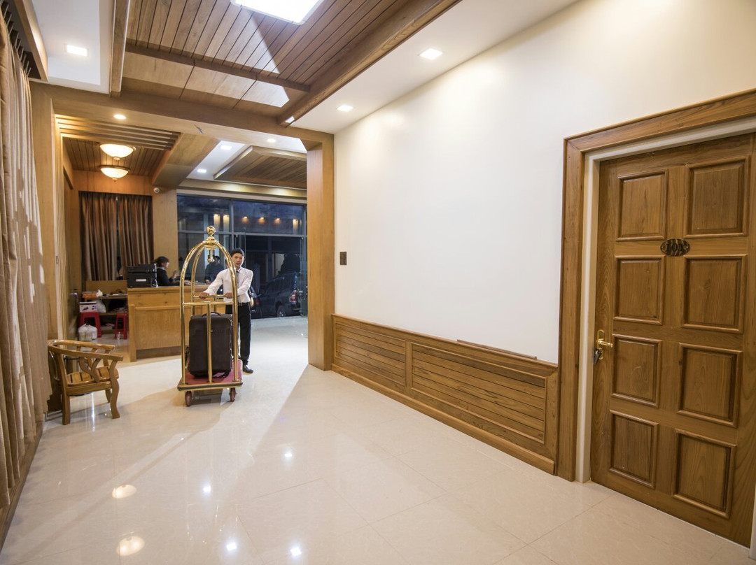 Hotel Empire主图
