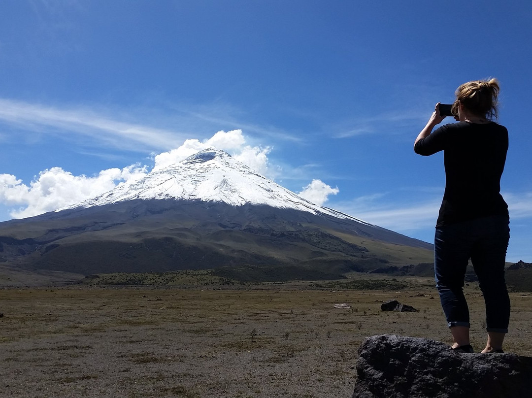 EcuaTouring-基多必去景点