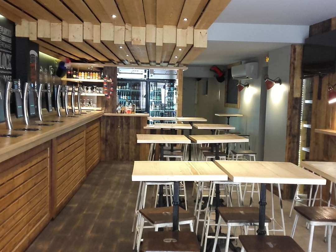 Beer o'clock-尚贝里必去景点