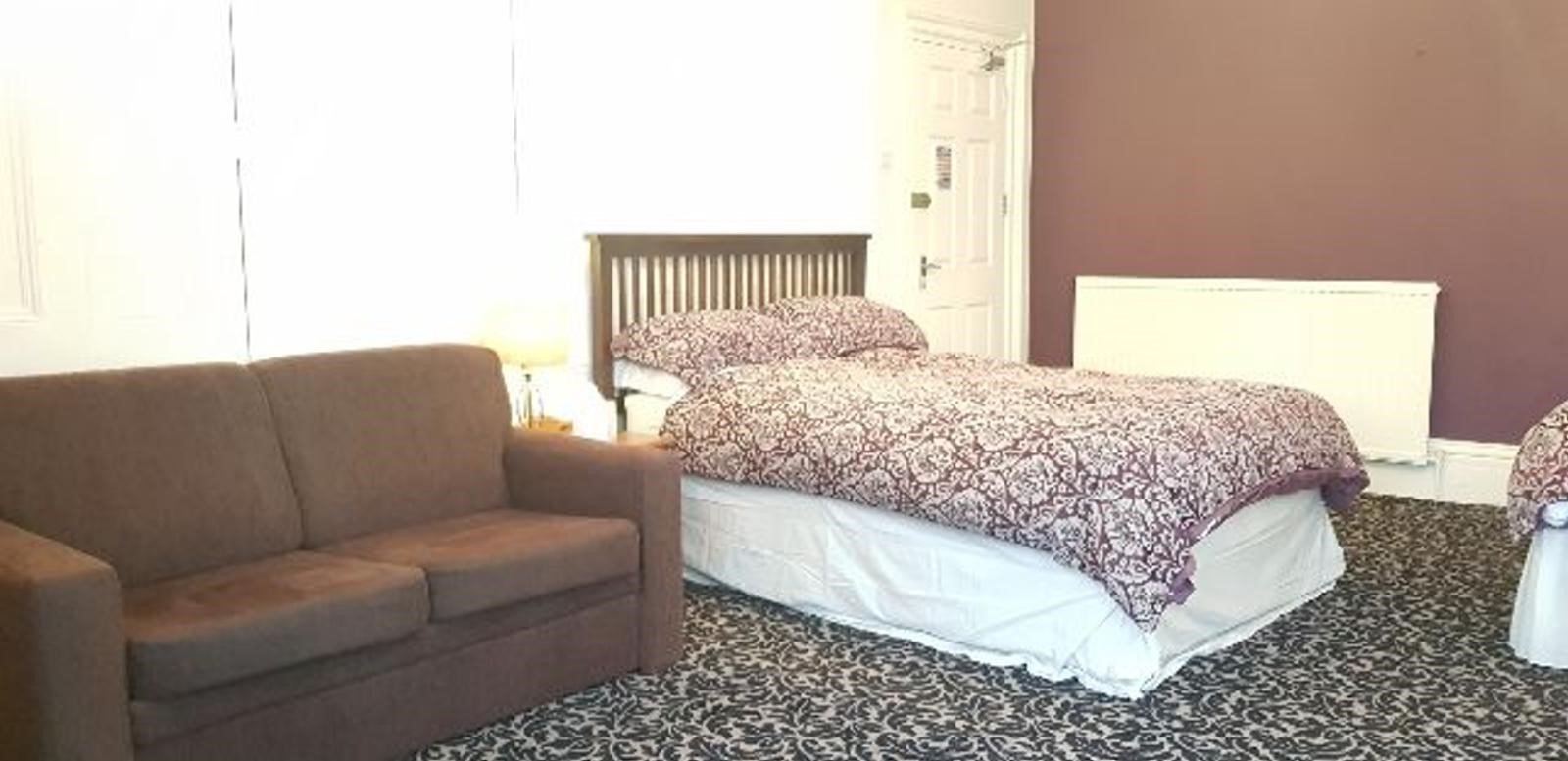 Crabtree Inn & Guest House-官方