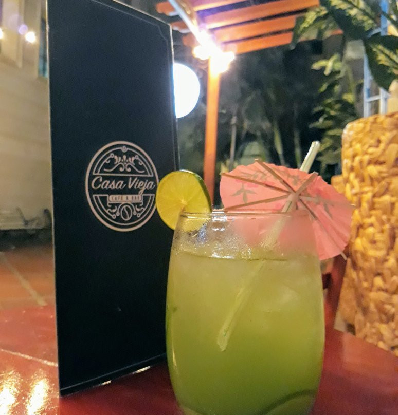 Casa Vieja Café & Bar