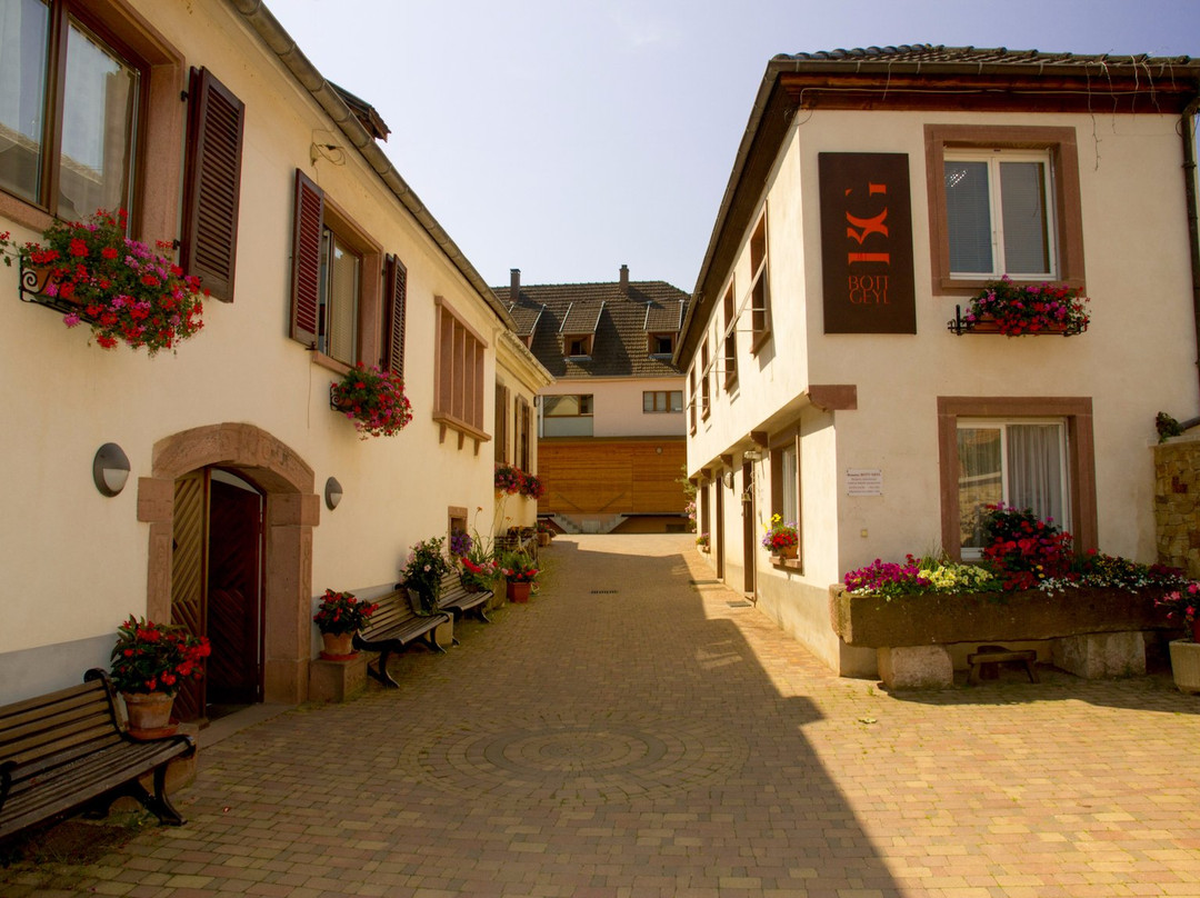 Domaine Bott-Geyl-贝布勒南必去景点