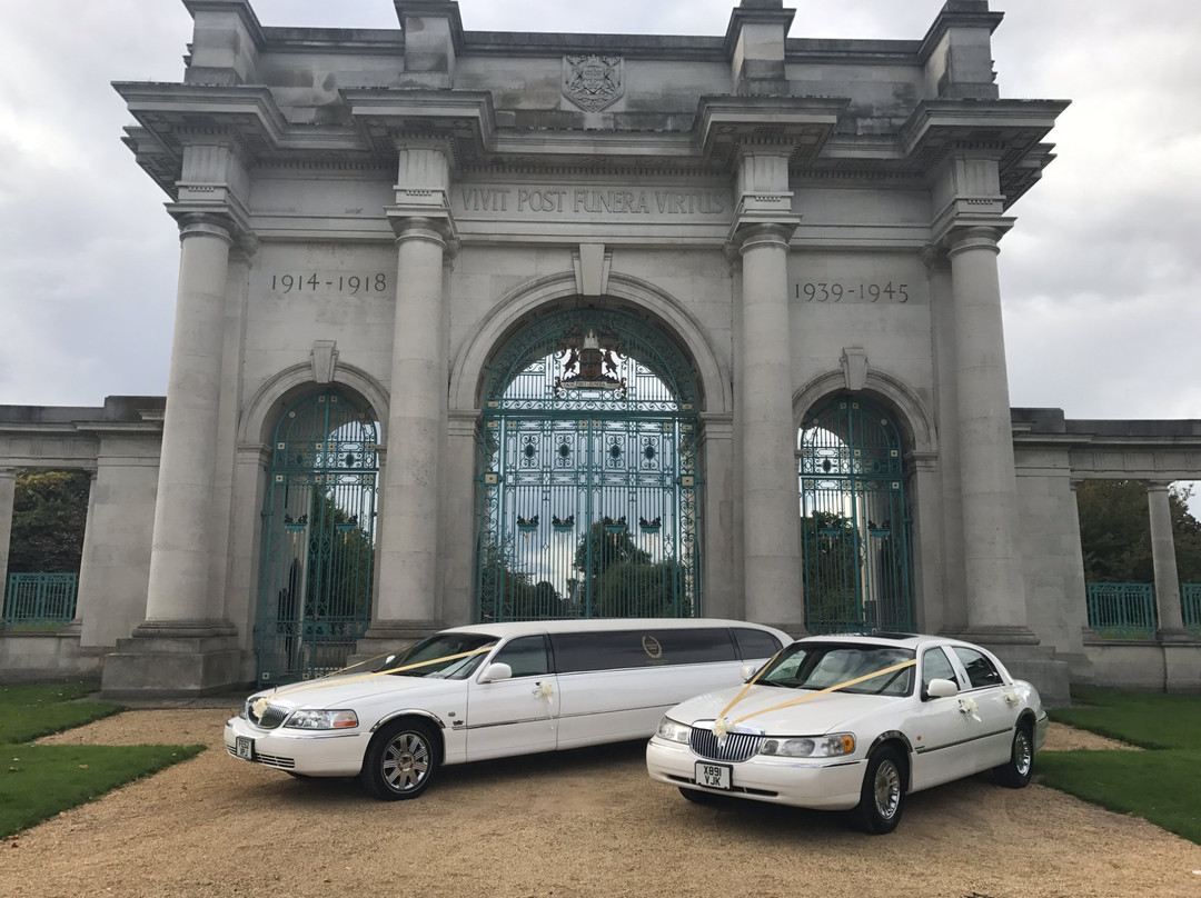Premier Limos-Long Eaton必去景点