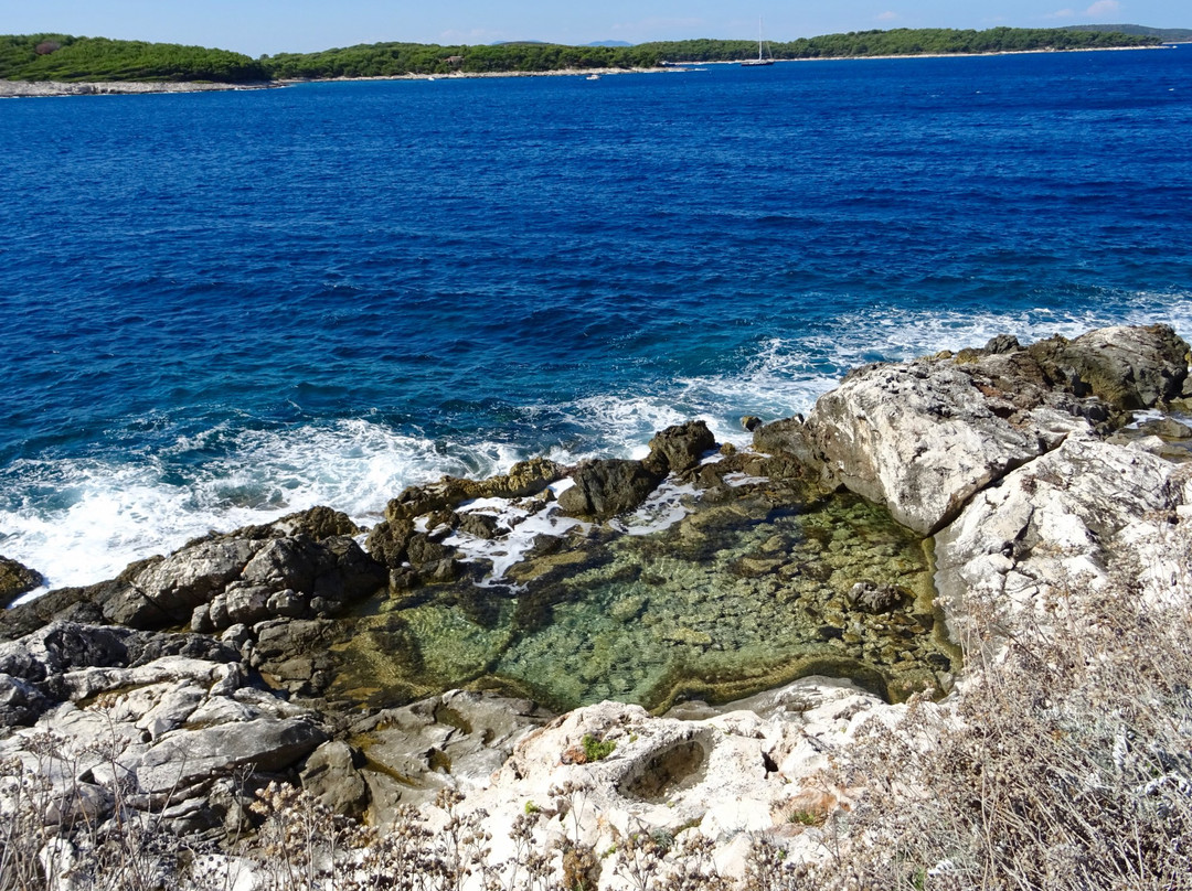 Hvar Beach景点图片