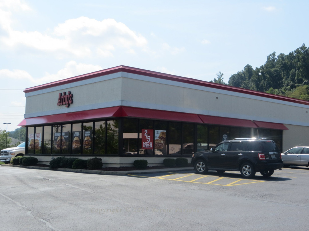 Lloyd餐馆和美食-Arby's