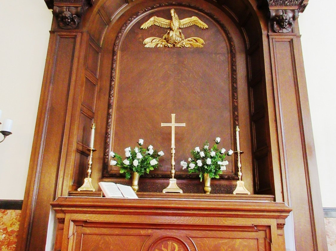 Église Saint-James-三河市必去景点