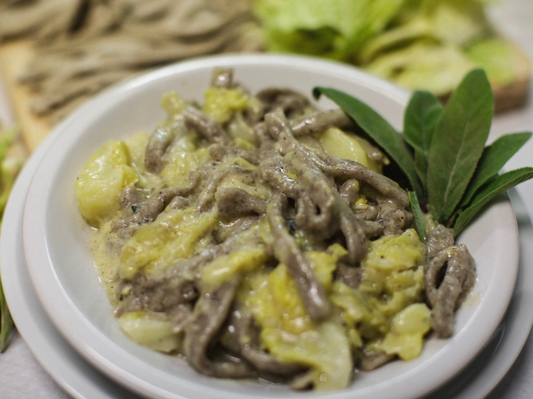 Buglio in Monte酒店住宿-Hotel Ristorante Sasso Remenno Pizzeria