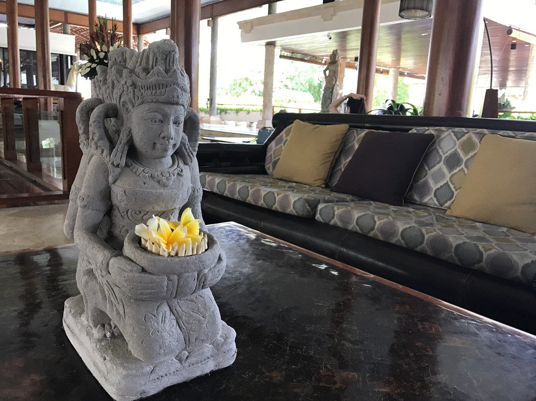 巴厘岛美利亚帕拉提苏酒店主图