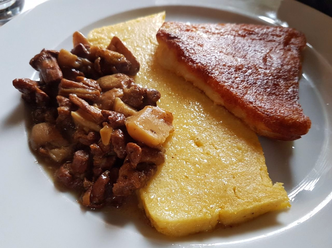 Comeglians餐馆和美食-La Fueo