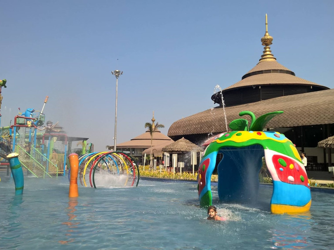 Yangon Waterboom-仰光必去景点