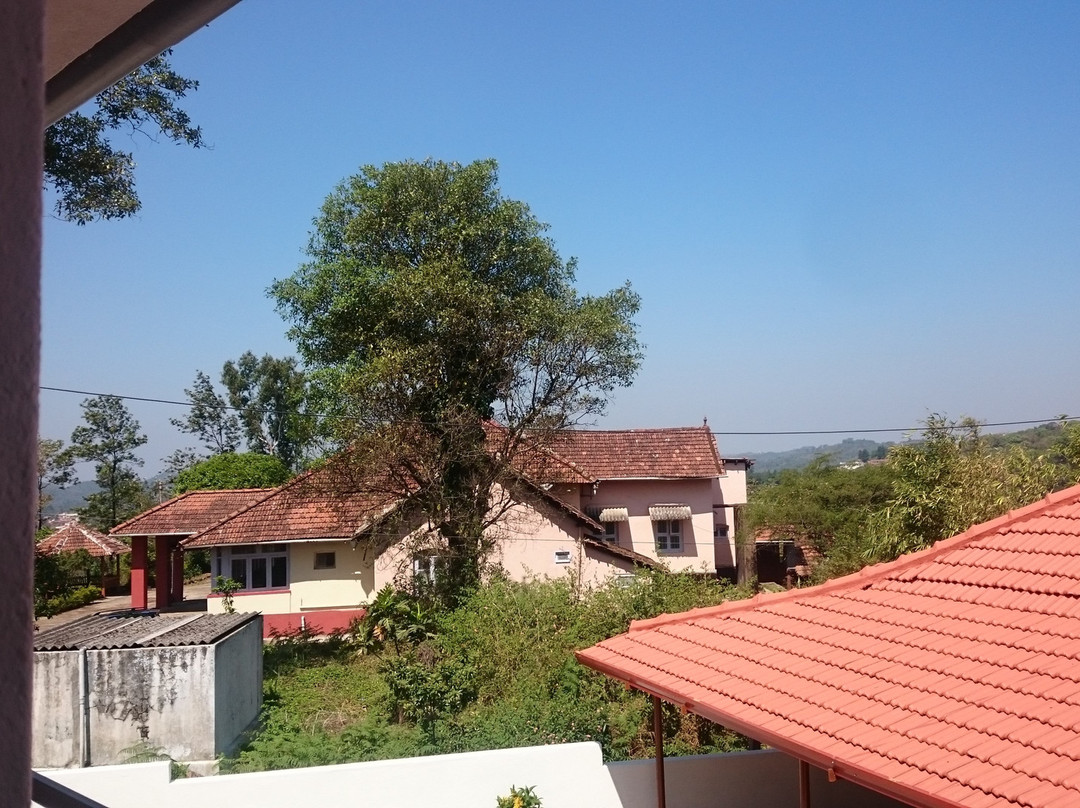 Cherambane酒店住宿-THE NEST your home @ Madikeri