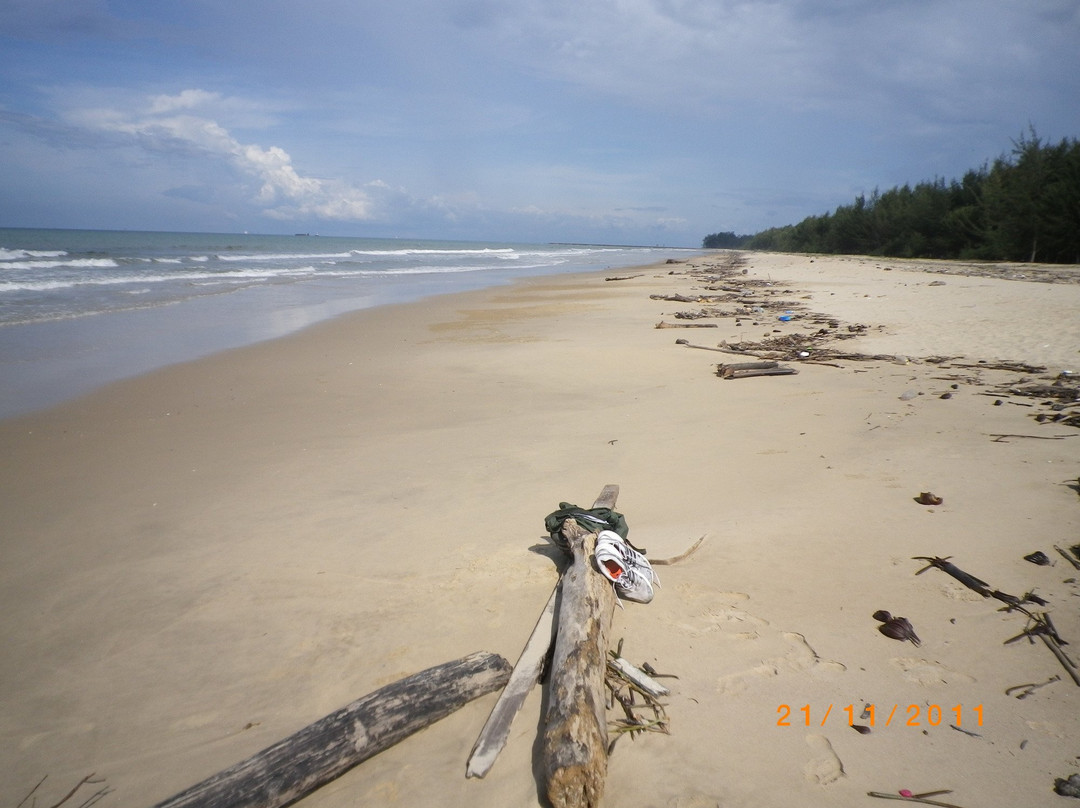 Serasa Beach景点图片