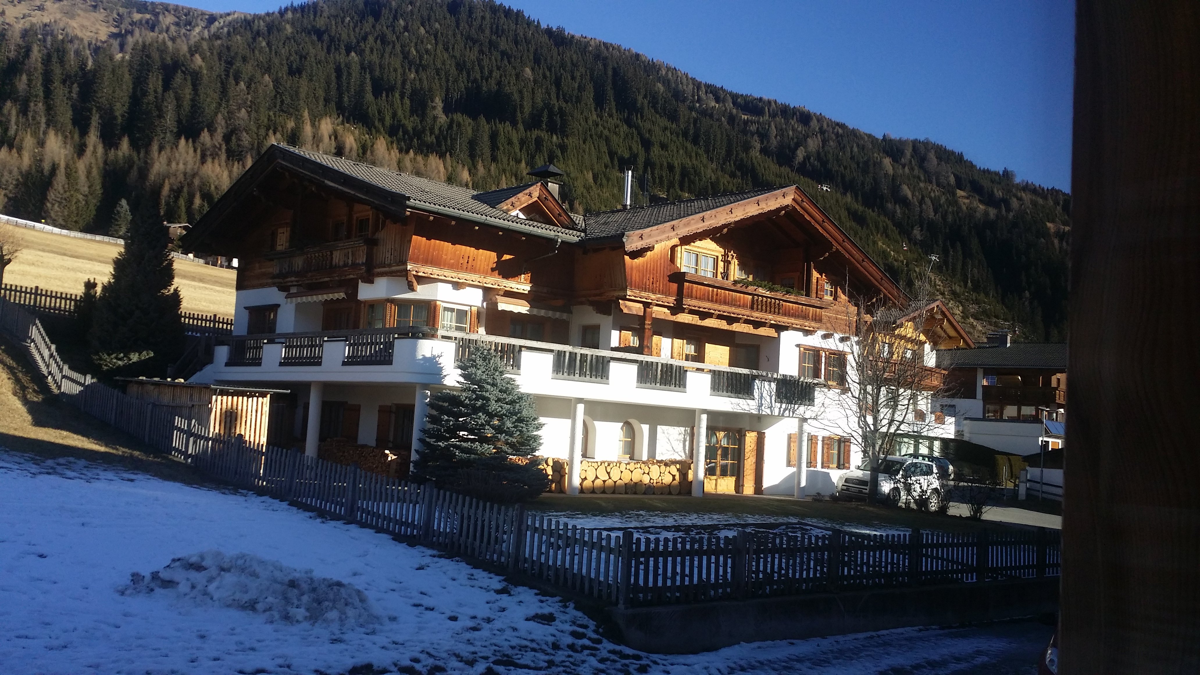 Aparthotel Cafe Auer-官方